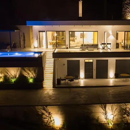 Panoramic * トロン